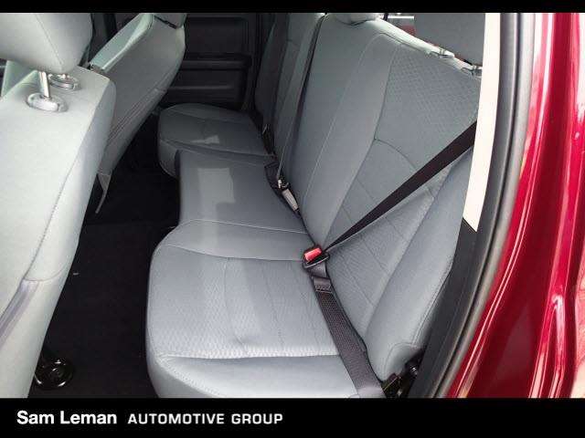 2017 RAM Ram Pickup 1500 4x4 Express 4dr Quad Cab 6.3 ft. SB Pickup